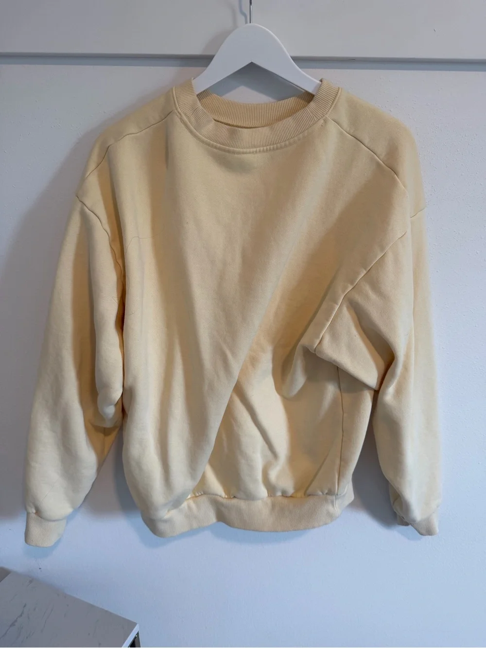ALO Yoga Pale Yellow Crewneck Sweatshirt